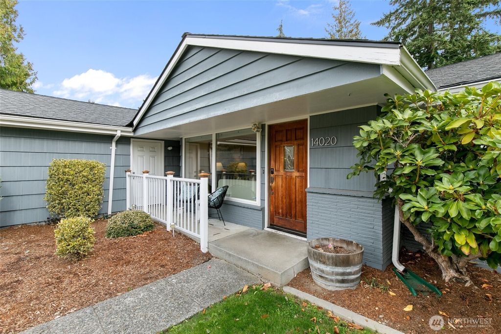 Photo of 14020 Bagley Avenue N, Seattle, WA 98133 (MLS # 2446820)