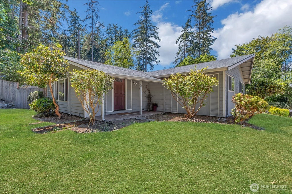 Photo of 3131 S 368th Street, Federal Way, WA 98003 (MLS # 2562271)