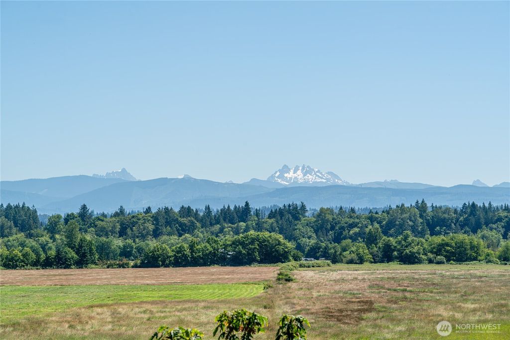 Photo of 19605 Smokey Point Blvd Blvd, Arlington, WA 98223 (MLS # 2402985)
