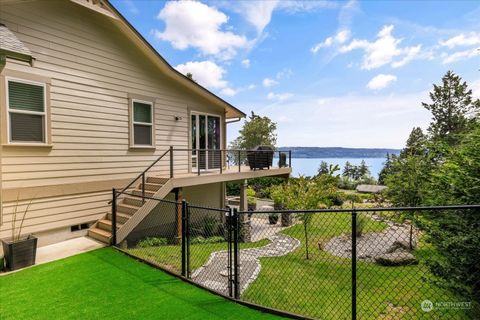 A home in Oak Harbor