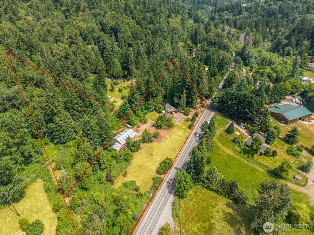 Photo of 10911 Renton Issaquah Road SE, Issaquah, WA 98027 (MLS # 2549370)