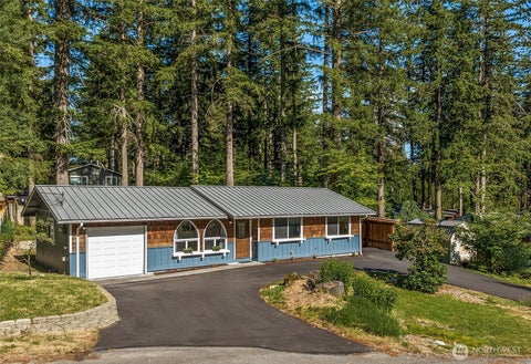 Photo of 16820 426th Avenue SE, North Bend, WA 98045 (MLS # 2545764)