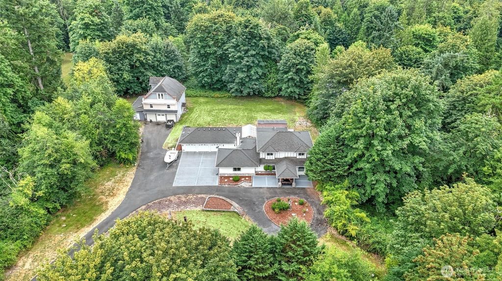 Photo of 18911 SE 144th Street, Renton, WA 98059 (MLS # 2498119)