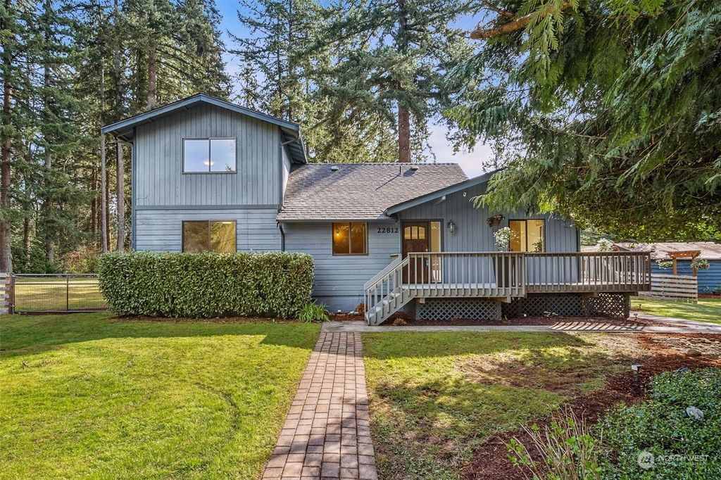 Photo of 22812 Peter Grubb Road SE, Renton, WA 98058 (MLS # 2216571)