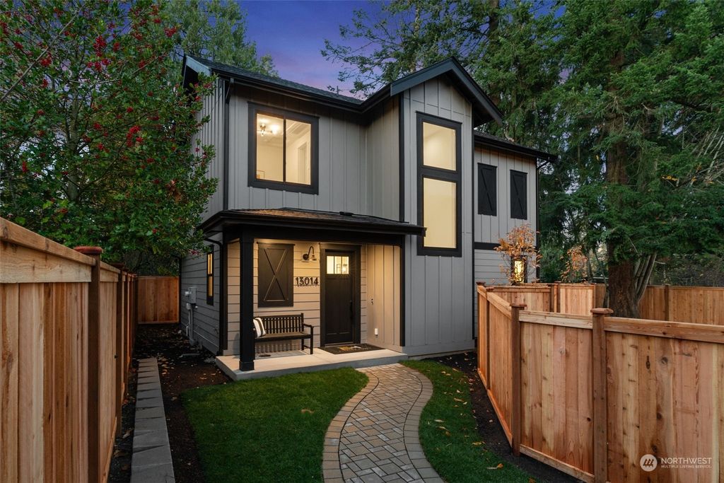 Photo of 13014 NE 112th Street, Kirkland, WA 98033 (MLS # 2311851)