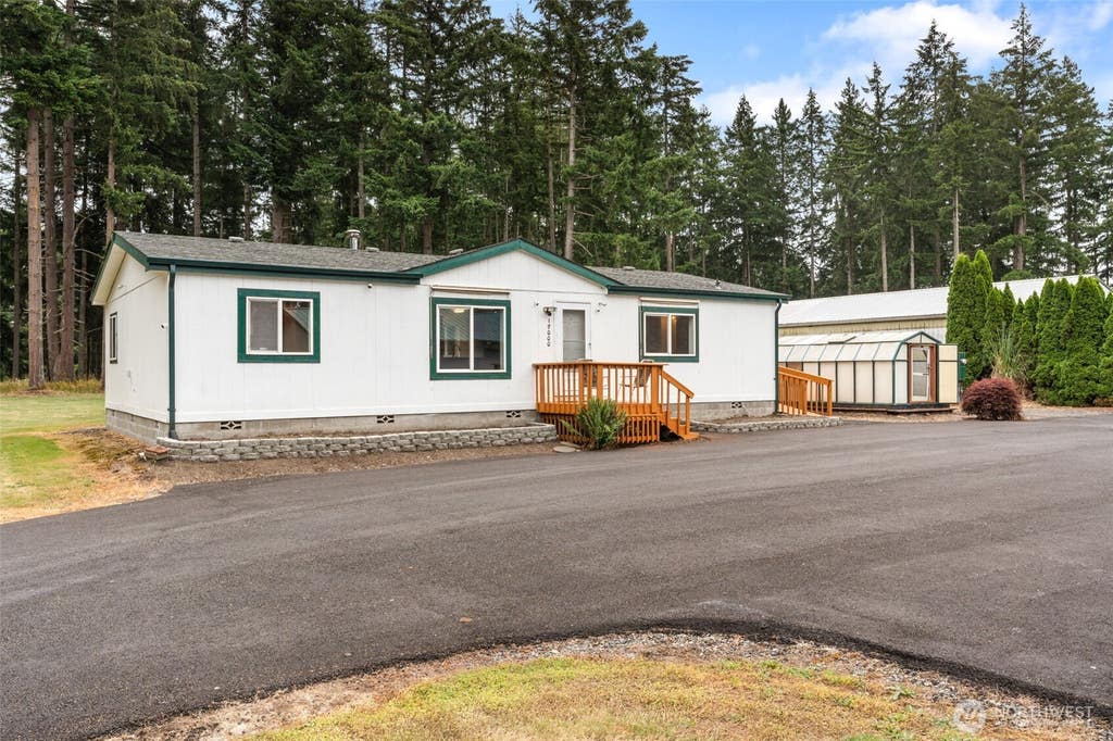 Photo of 19000 Citrus Street SW, Rochester, WA 98579 (MLS # 2549595)