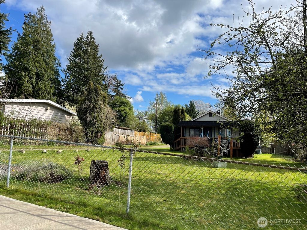 Photo of 6625 S 124th Street, Seattle, WA 98178 (MLS # 2357481)
