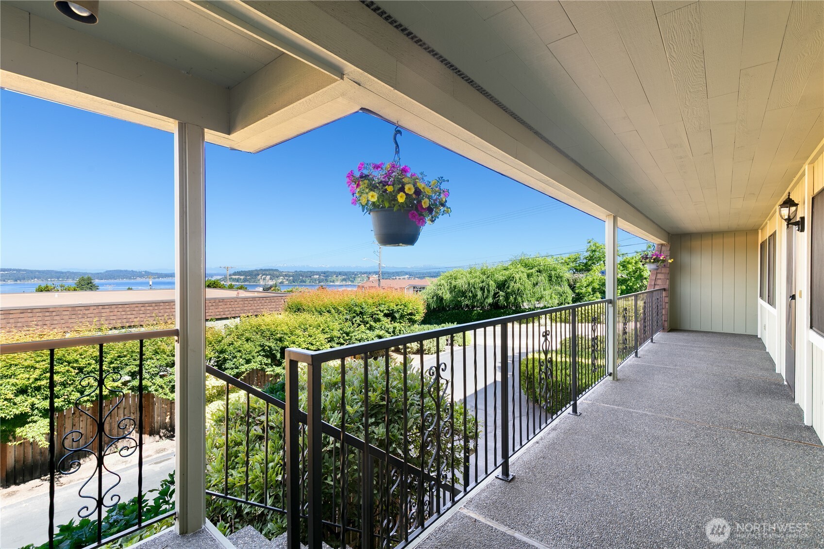 7652 19th Street W