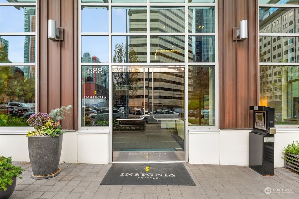 Photo of 588 Bell Street #1105S, Seattle, WA 98121 (MLS # 2219658)