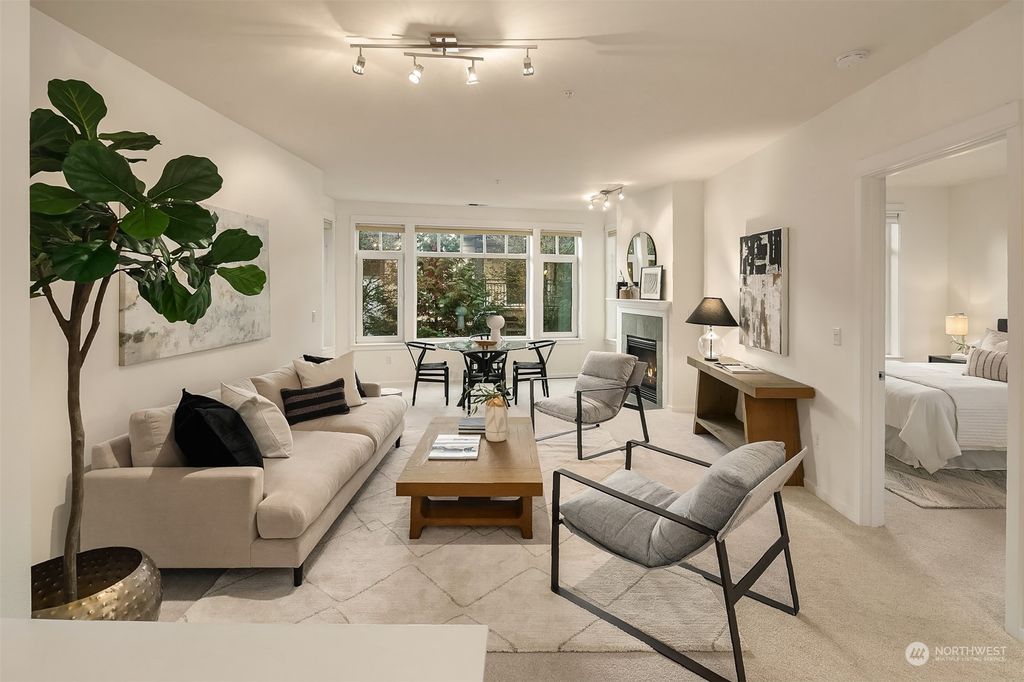 Photo of 109 2nd Street S #333, Kirkland, WA 98033 (MLS # 2038486)