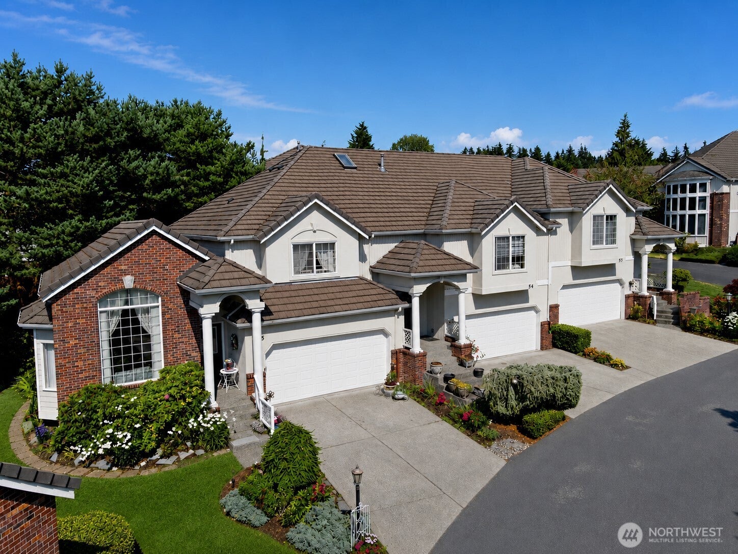 8221 53rd Avenue W 55