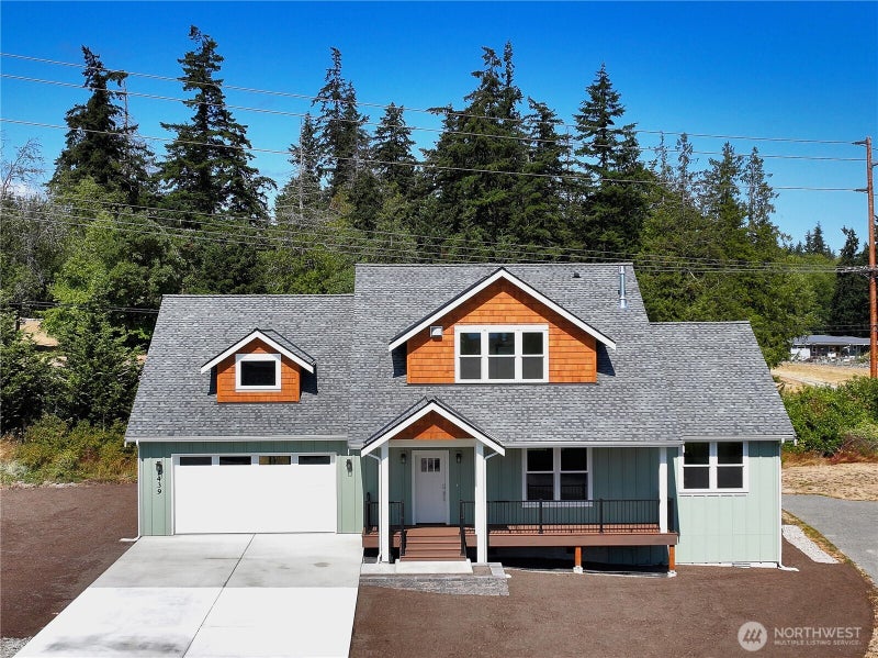 2439 Cambridge Court