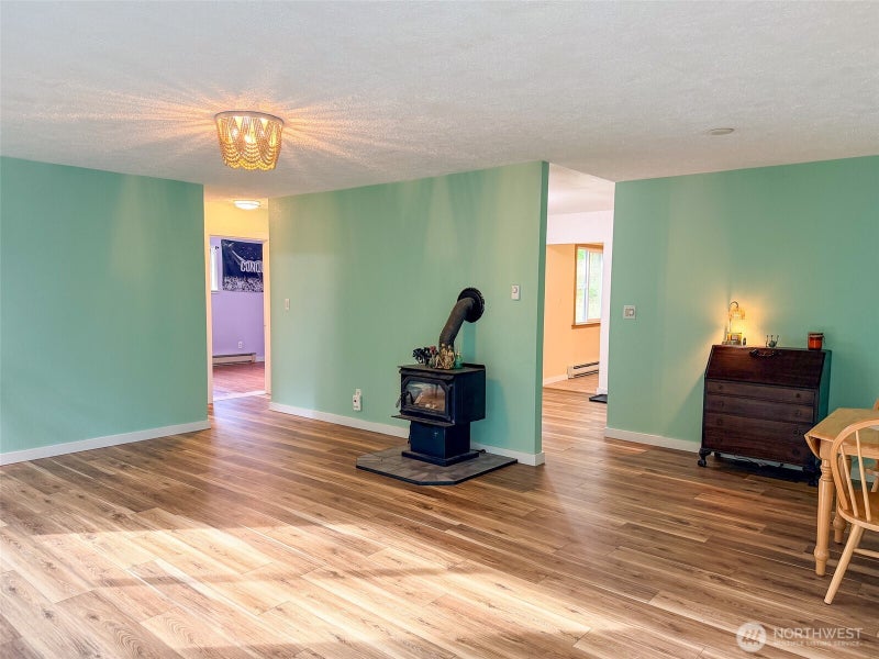 1321 E Marrowstone Road