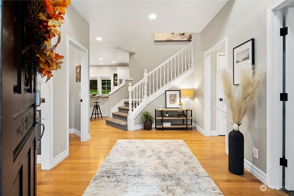 Photo of 16928 234th Way SE, Maple Valley, WA 98038 (MLS # 2307748)