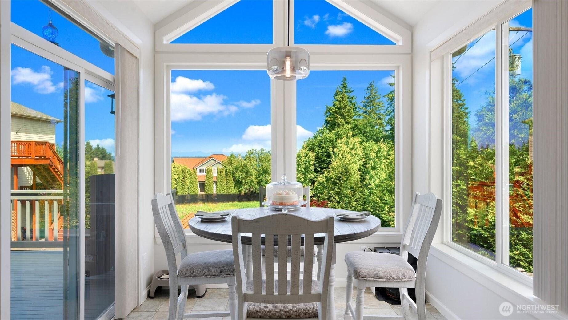 11572 NE Skyward Loop