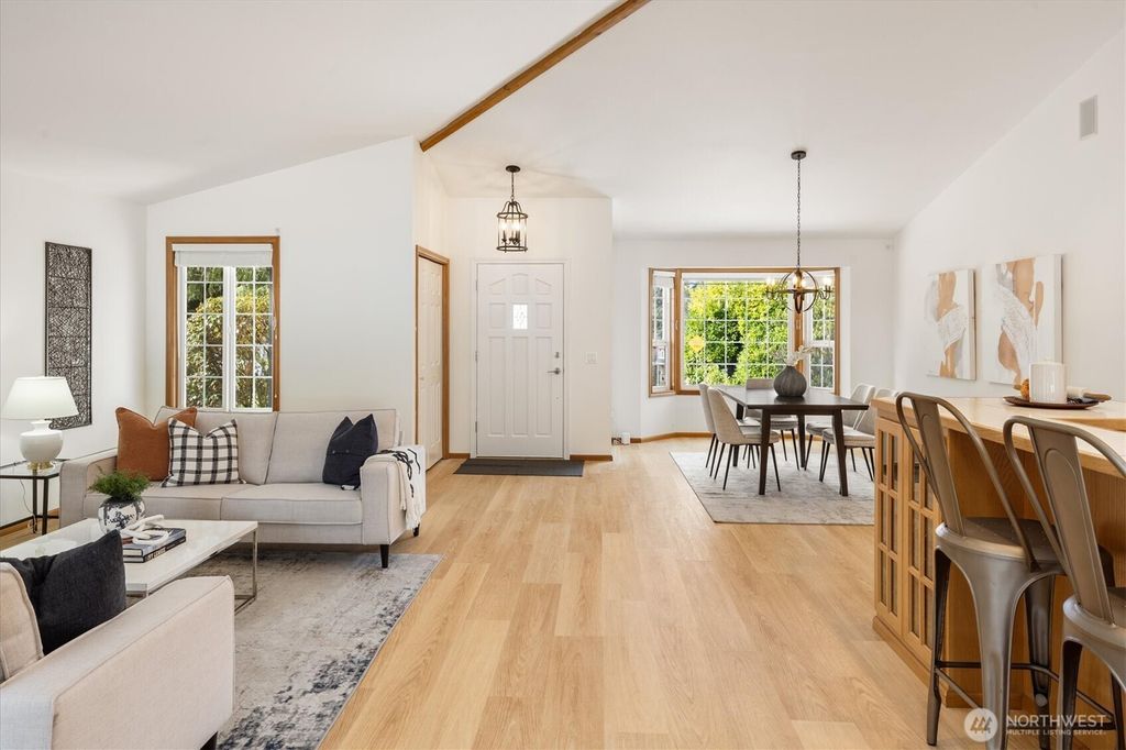 Photo of 15525 E Shore Drive, Lynnwood, WA 98087 (MLS # 2323724)