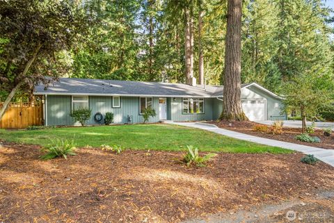 Photo of 5506 Windemere Drive SE, Olympia, WA 98501 (MLS # 2446626)