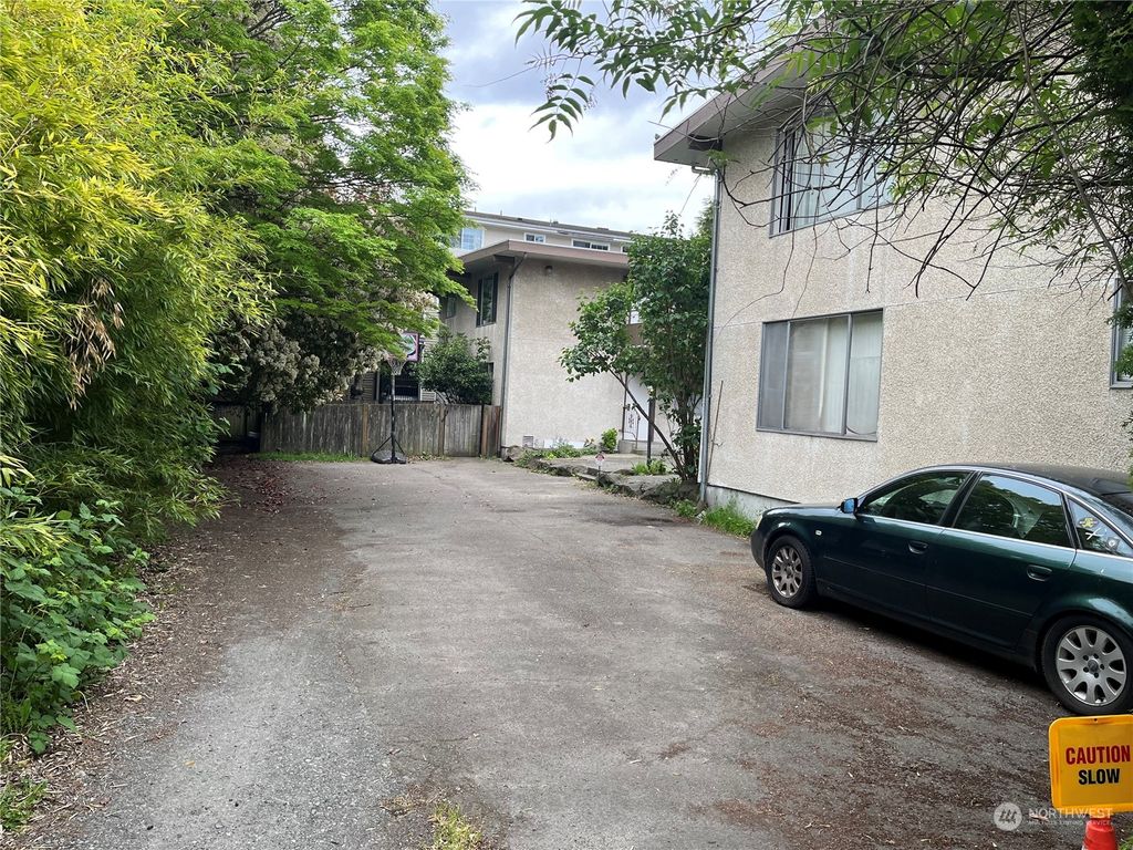 Photo of 9400 Stone Avenue N, Seattle, WA 98103 (MLS # 2239257)