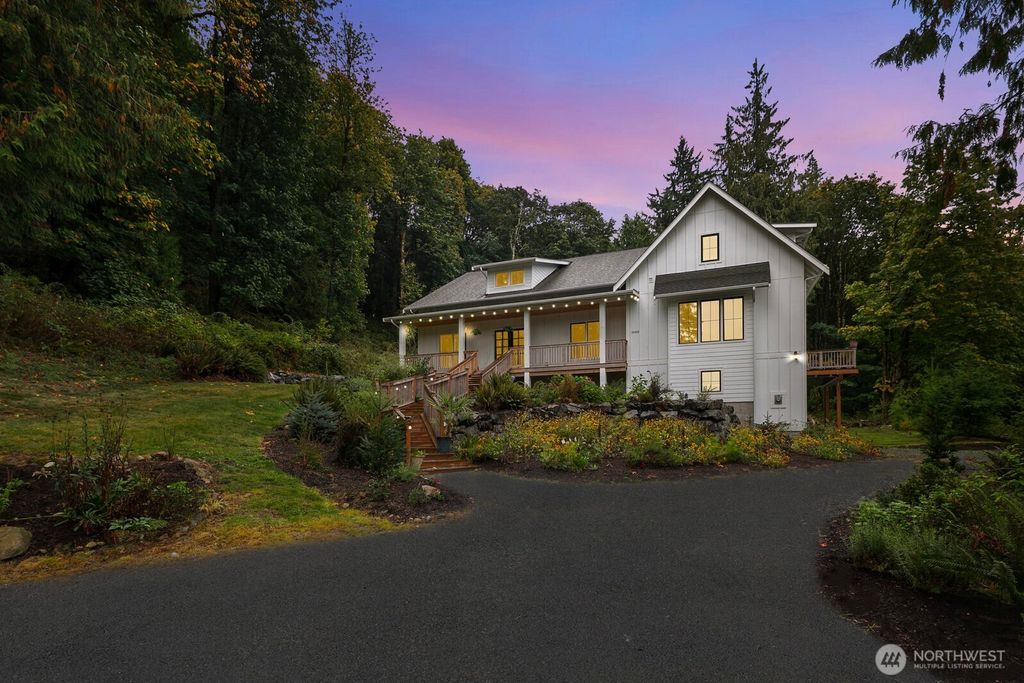 Photo of 15403 127th Avenue SE, Snohomish, WA 98290 (MLS # 2440681)