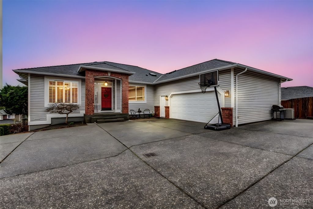 Photo of 7721 74th Drive NE, Marysville, WA 98270 (MLS # 2486540)