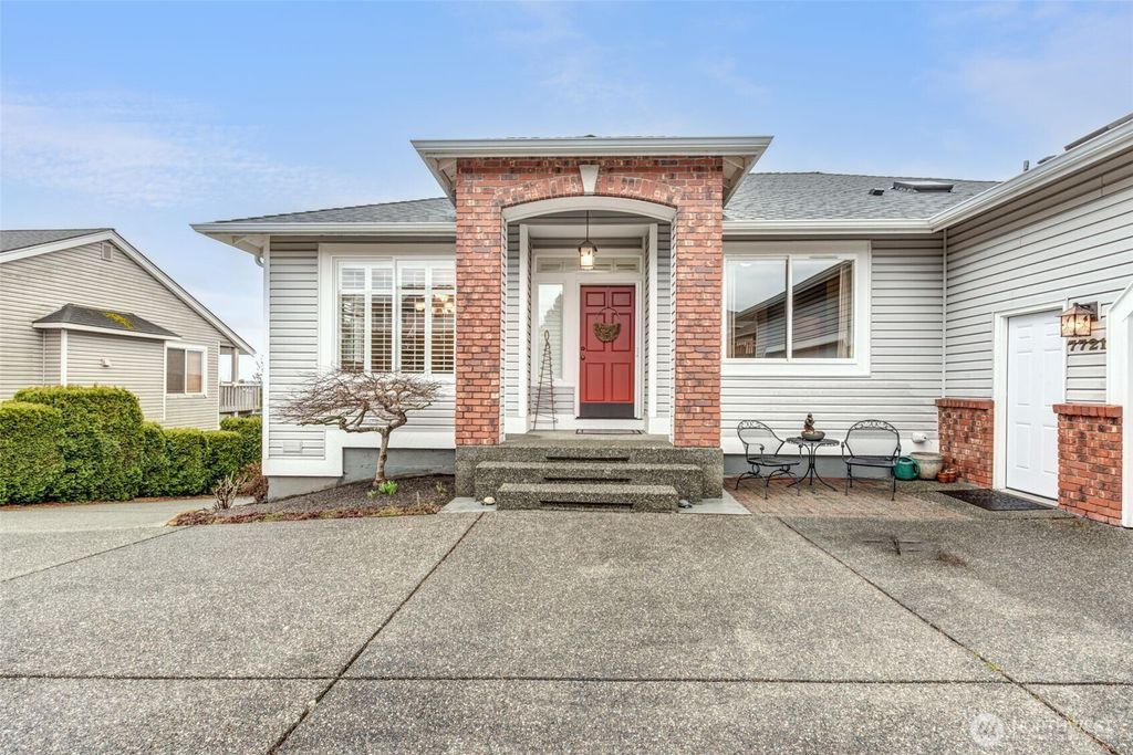 Photo of 7721 74th Drive NE, Marysville, WA 98270 (MLS # 2486540)