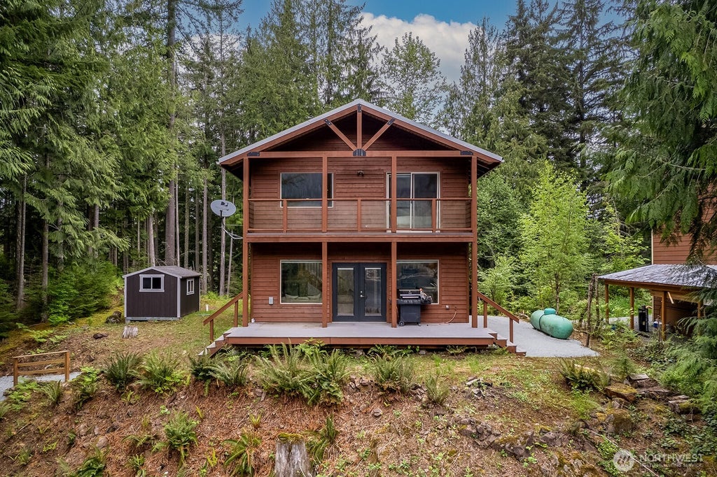 Photo of 33006 Deer Park Lane, Mount Vernon, WA 98274 (MLS # 2576690)
