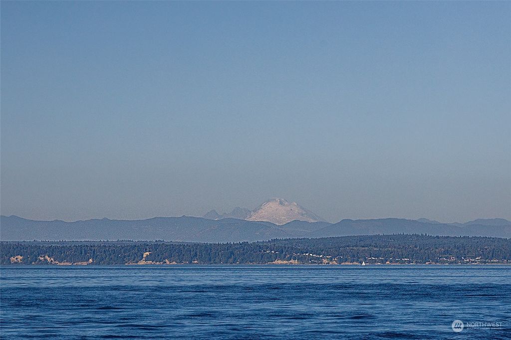 Photo of 305 Washington Avenue, Mukilteo, WA 98275 (MLS # 2162087)