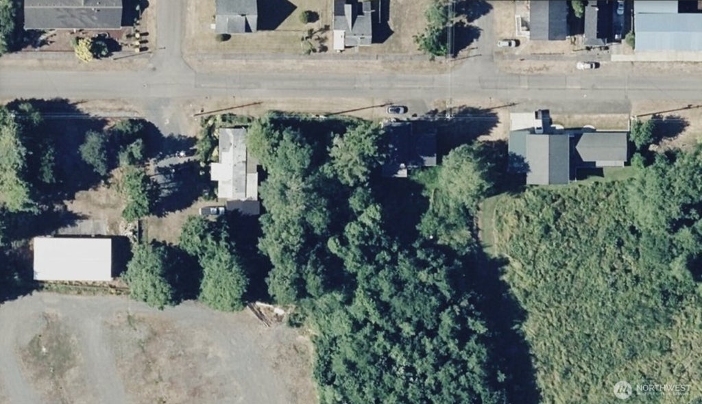 Photo of 805 Lake Street SE, Ilwaco, WA 98624 (MLS # 2559204)