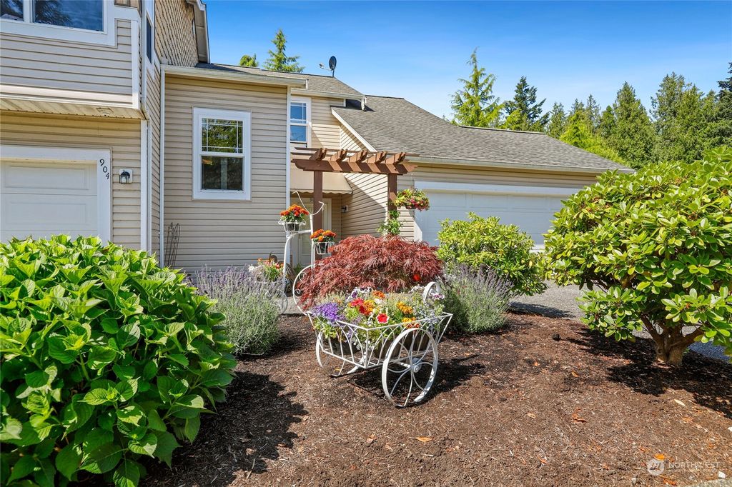 Photo of 7216 Centerville Court #904, Stanwood, WA 98292 (MLS # 2261251)