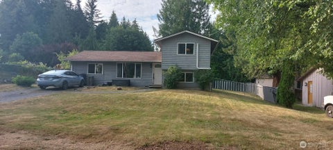 Photo of 1707 Lakewood Road, Arlington, WA 98223 (MLS # 2557849)