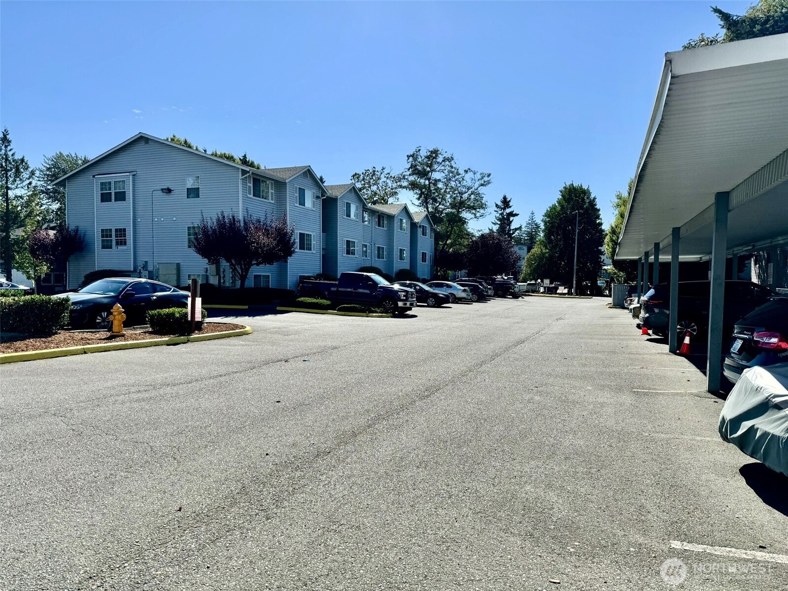 13232 Ambaum Boulevard SW