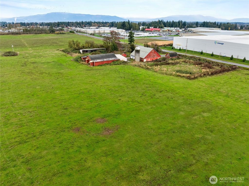 Photo of 2208 Main Street, Lynden, WA 98264 (MLS # 2467000)