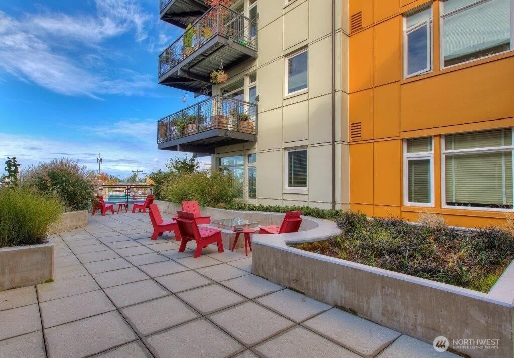 Photo of 15100 6th Avenue SW #324, Burien, WA 98166 (MLS # 2443444)