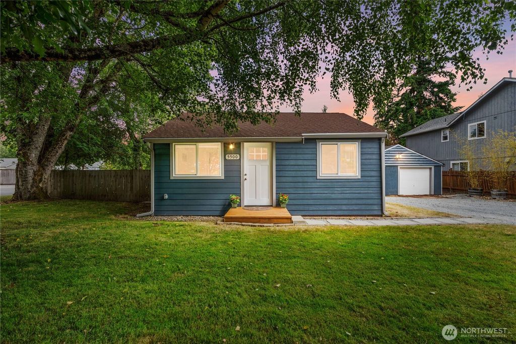 Photo of 5500 S Leo Street, Seattle, WA 98178 (MLS # 2393603)