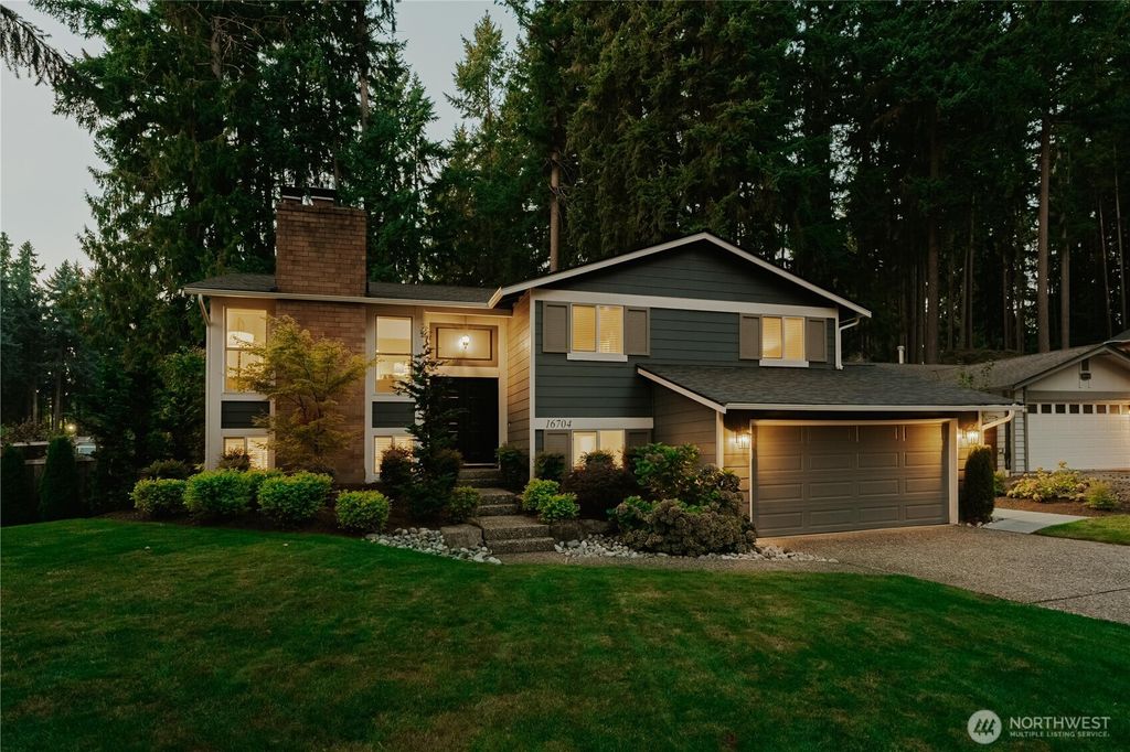 Photo of 16704 NE 102nd Place, Redmond, WA 98052 (MLS # 2430464)