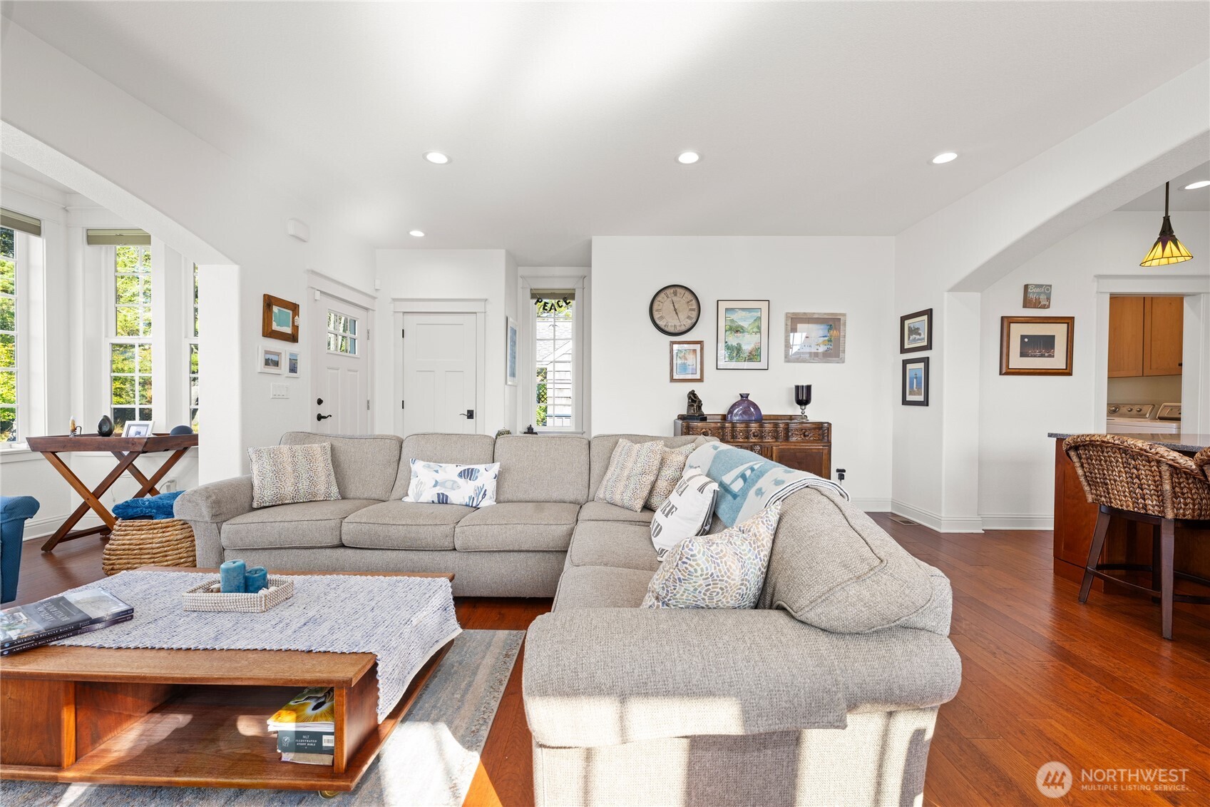 1512 S Ocean Beach BLVD