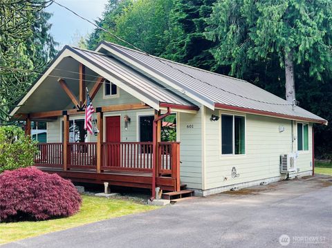 601 Mountain Trail Road Brinnon WA 98320