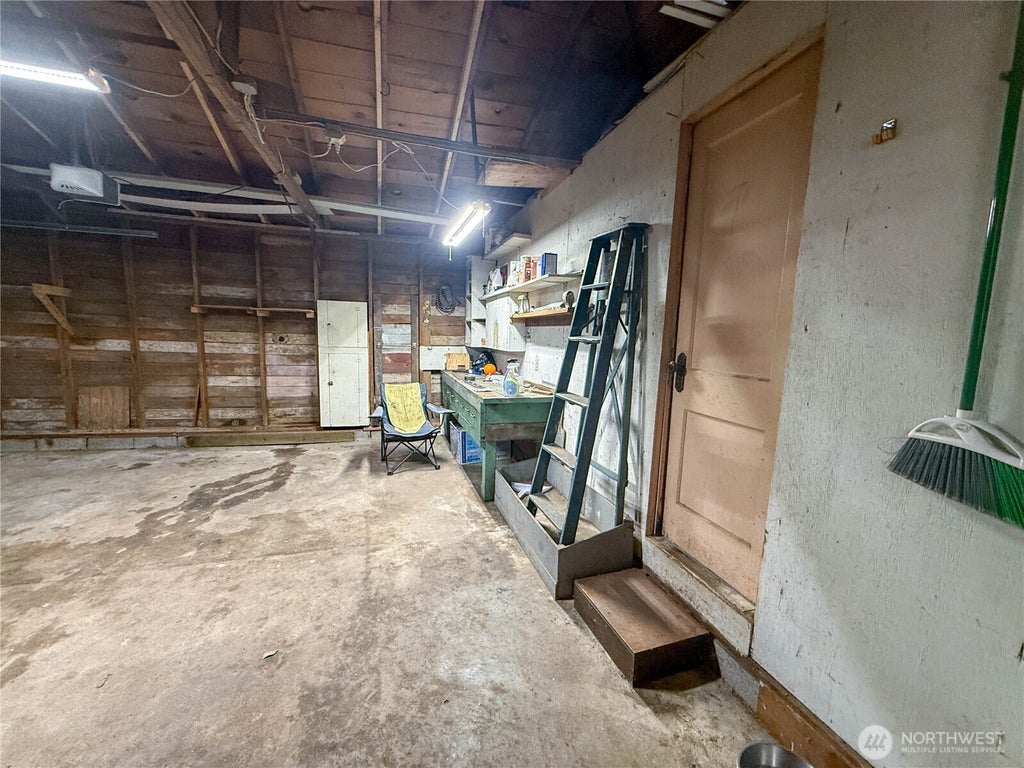 Photo of 20730 33rd Avenue W, Lynnwood, WA 98036 (MLS # 2547373)