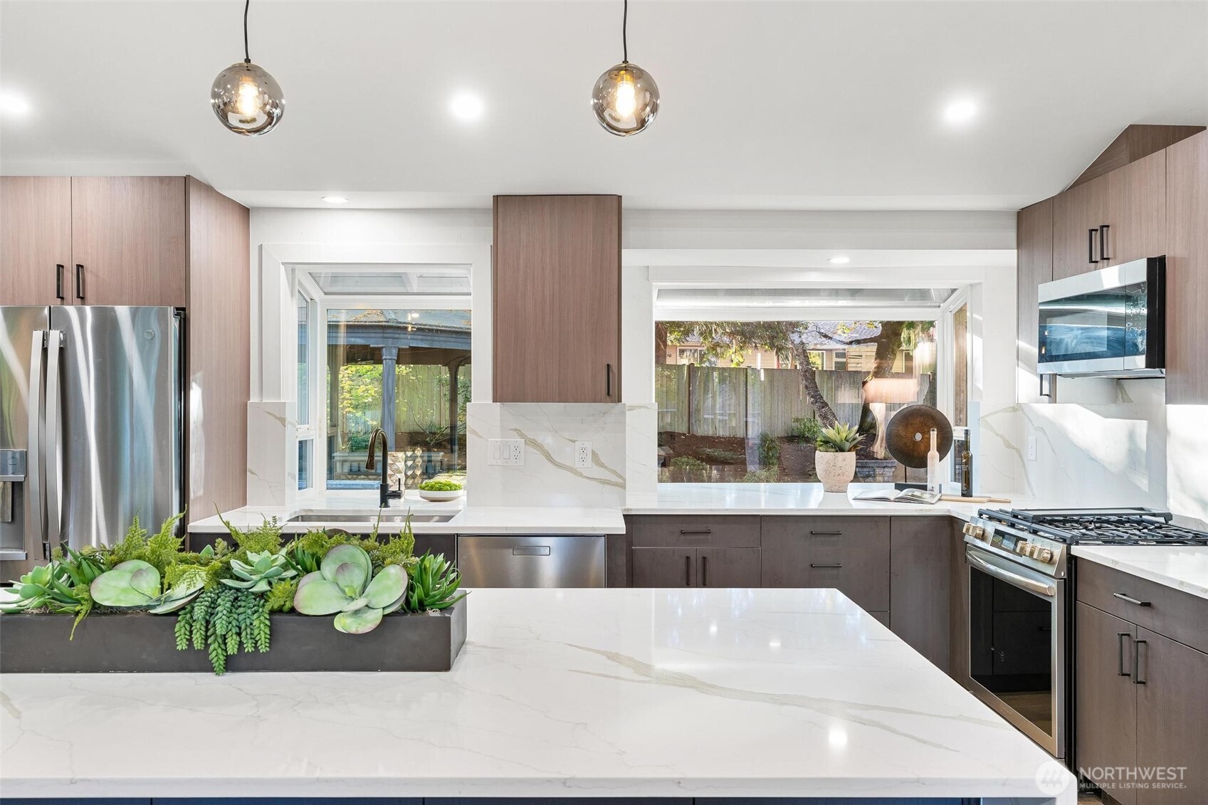 2133 170th Avenue NE