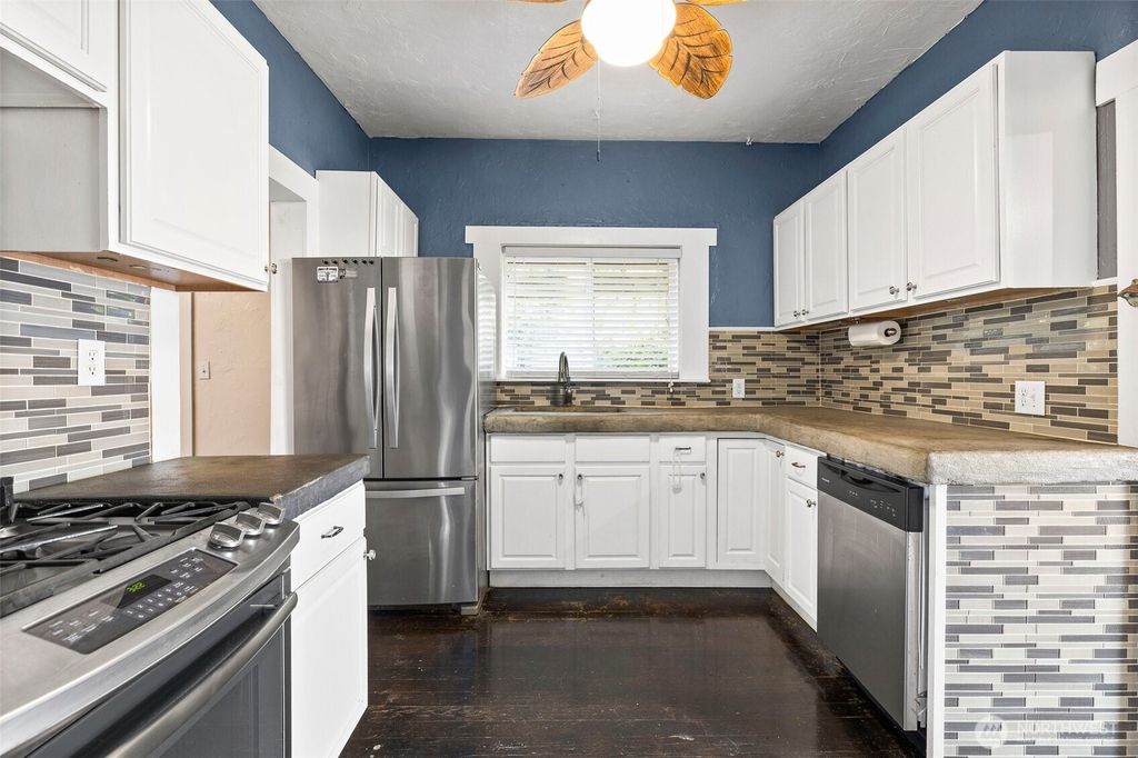 listing image 9360012509423624752