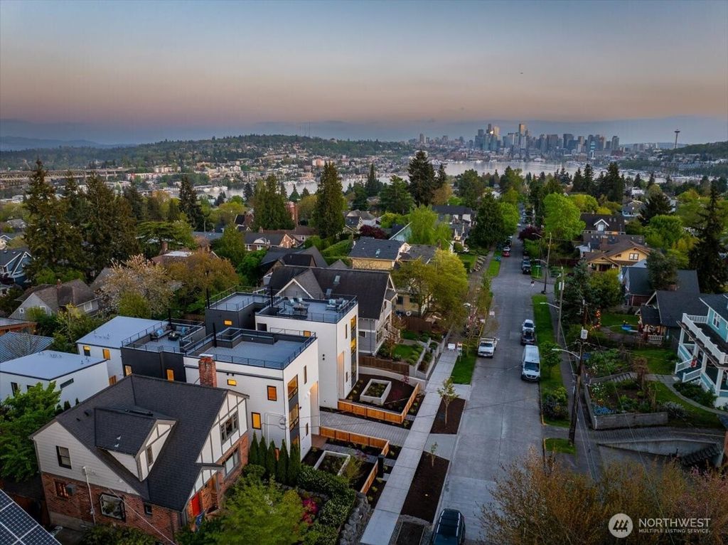 Photo of 4116 A Burke Avenue N, Seattle, WA 98103 (MLS # 2513875)