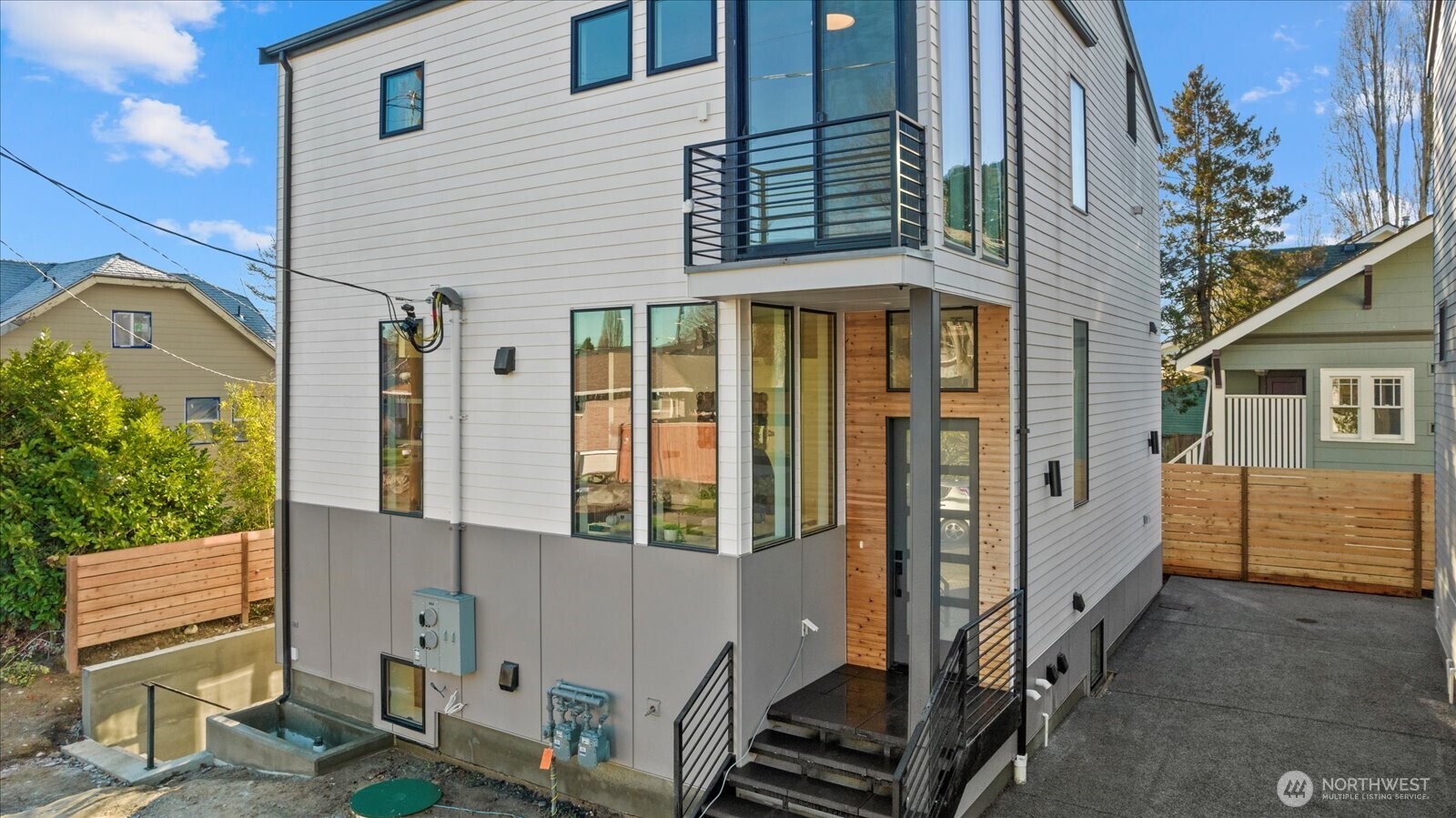 2405 E Fir Street B/ADU