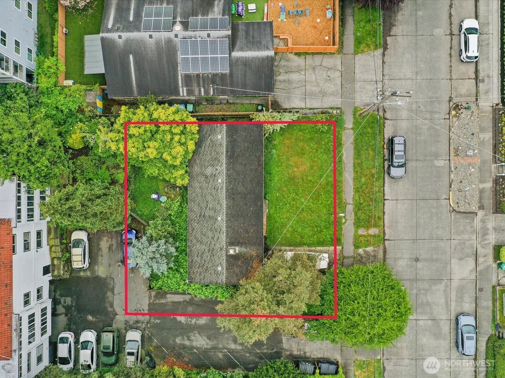 Photo of 731 N 86th Street, Seattle, WA 98103 (MLS # 2375902)