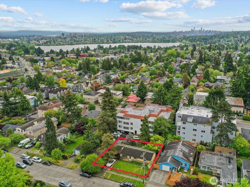 Photo of 731 N 86th Street, Seattle, WA 98103 (MLS # 2375902)