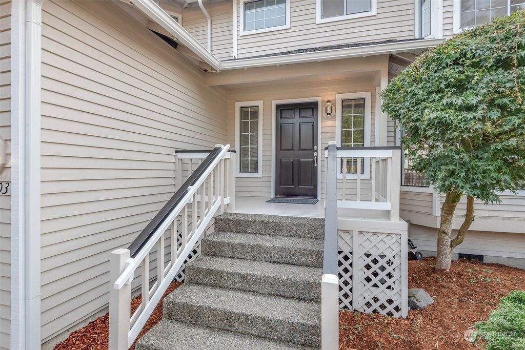 Photo of 1203 SW 325th Place, Federal Way, WA 98023 (MLS # 2008558)