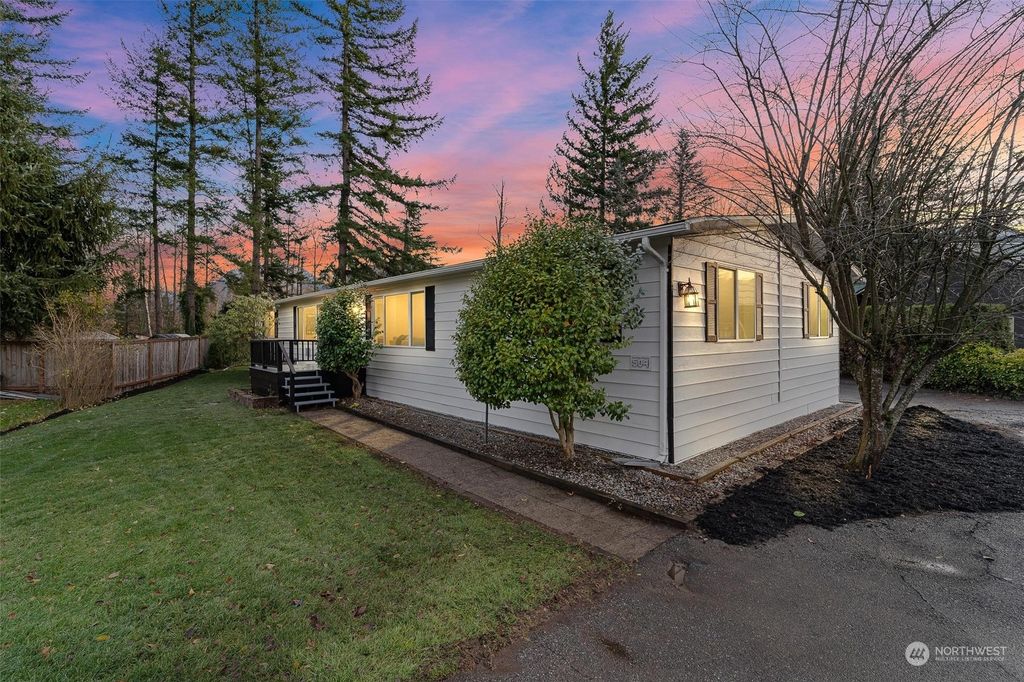 Photo of 504 1st Avenue W, Gold Bar, WA 98251 (MLS # 2182136)