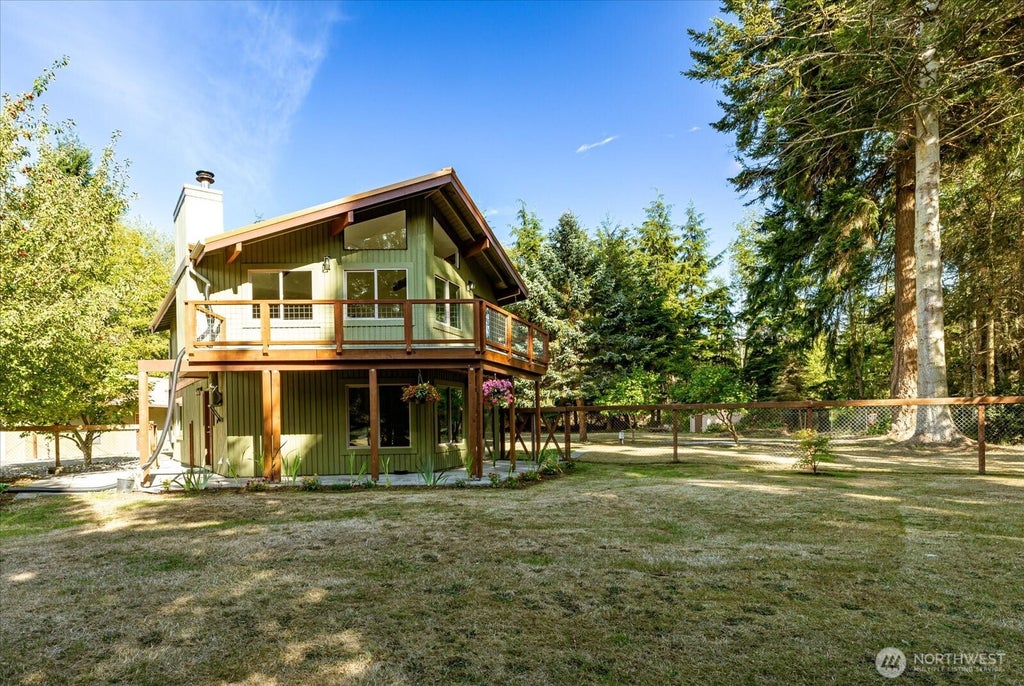 Photo of 813 Hazzle Court, Coupeville, WA 98239 (MLS # 2583044)