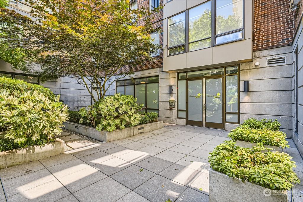 Photo of 4547 8th Avenue NE #206, Seattle, WA 98105 (MLS # 2152786)