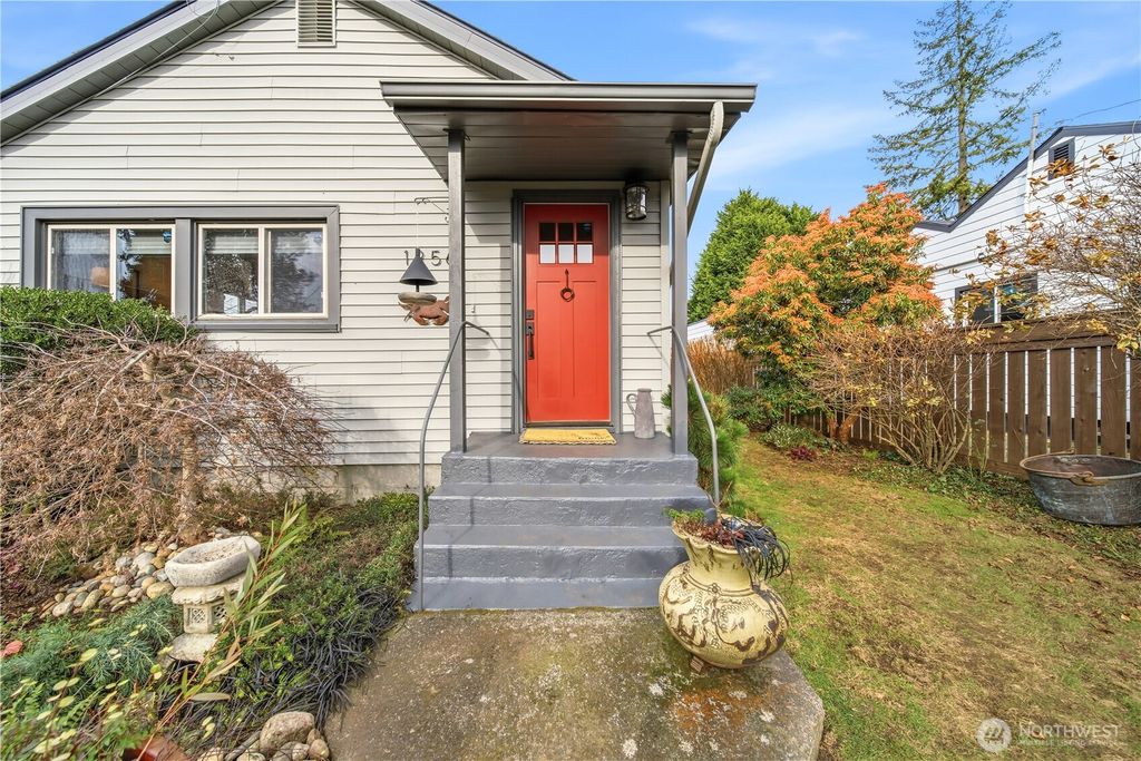 Photo of 1256 SW 148th Street, Burien, WA 98166 (MLS # 2471689)