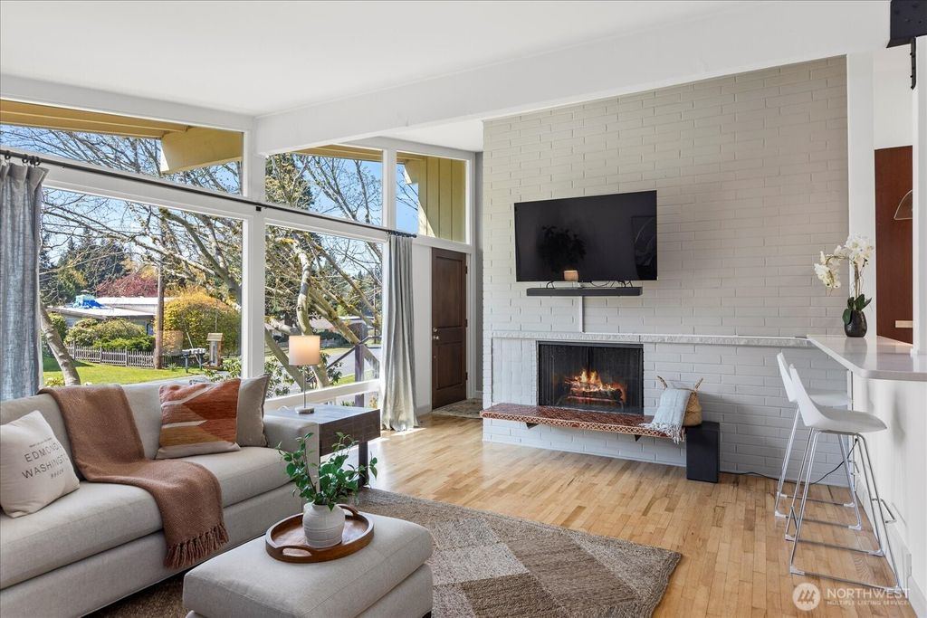 Photo of 19021 Dellwood Drive, Edmonds, WA 98026 (MLS # 2361641)